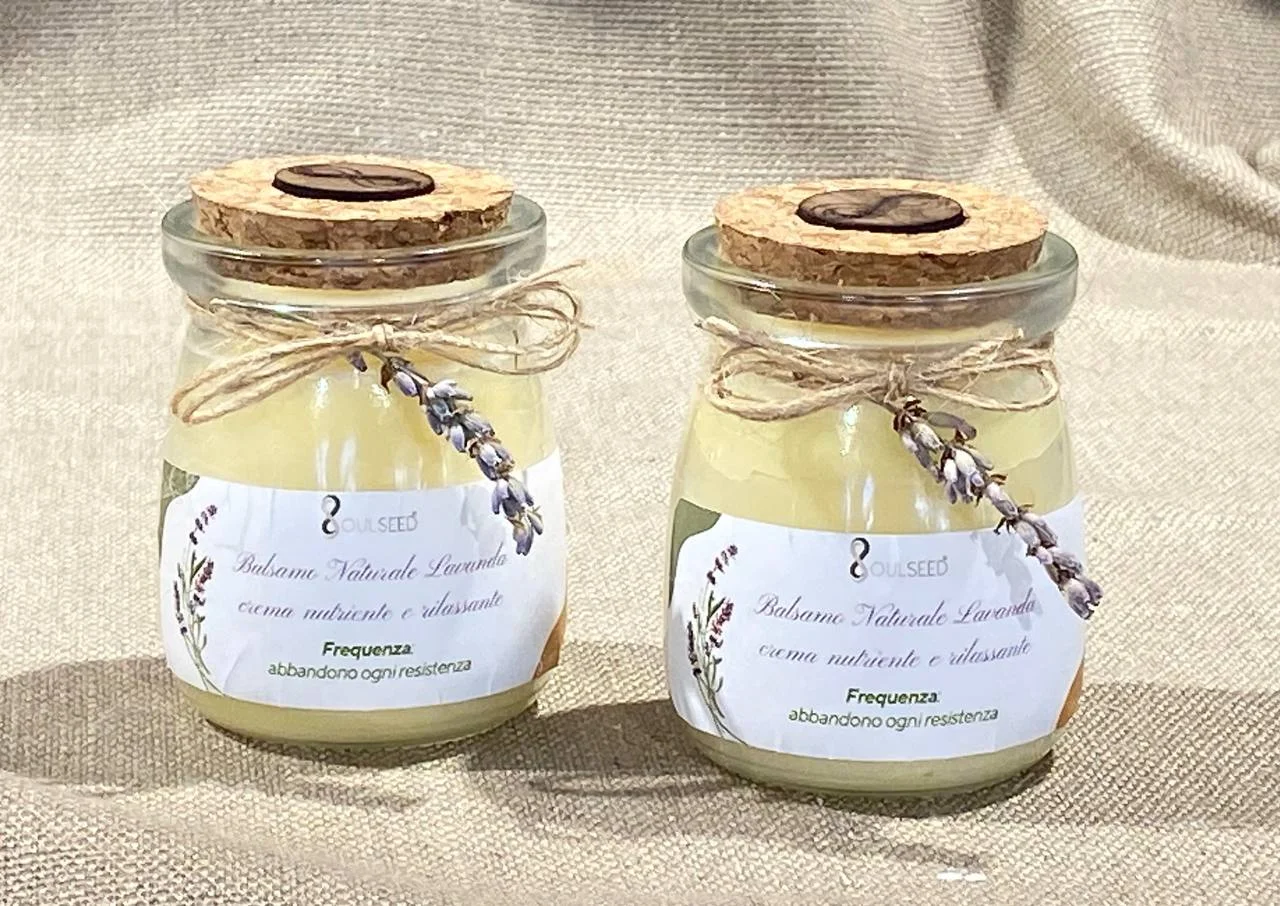 abbandona ogni resistenza con il rilassante balsamo naturale alla lavanda.